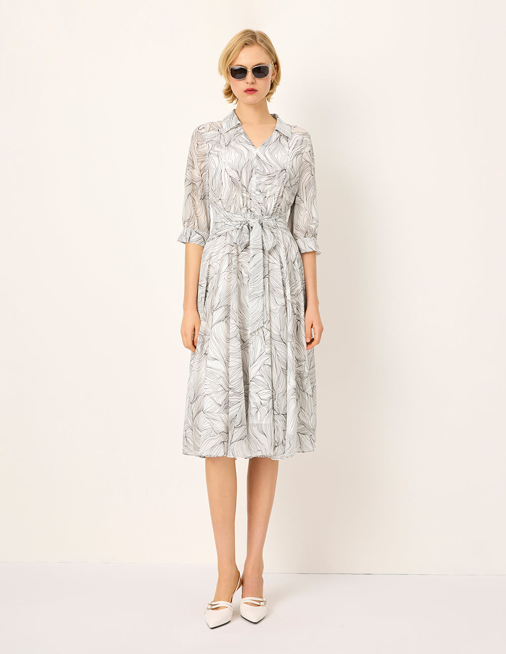 MARYLING Tie-up Lapel Black Stripe Printed Pleated Midi Dress