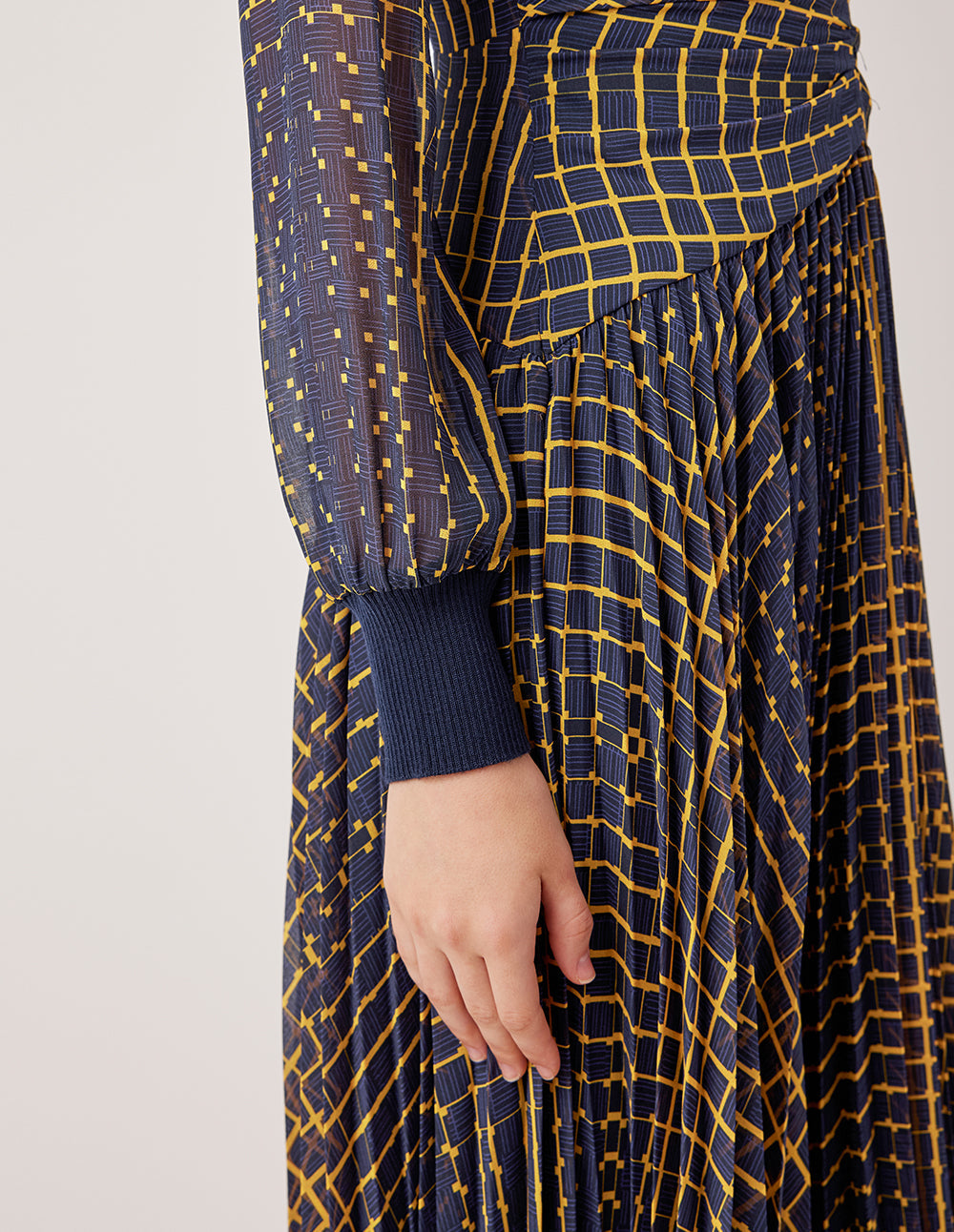 MARYLING Round Neck Knit Patchwork Plaid Pleated Midi Dress